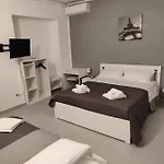 B&B La Dimora Degli Ulivi 3*